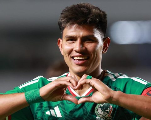 4-0: Mexico exhibits football and security ahead of the World Cup