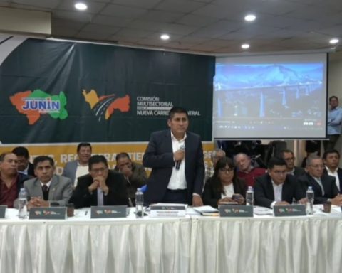 48-hour regional strike announced due to uncertainty over the New Central Highway (VIDEO)