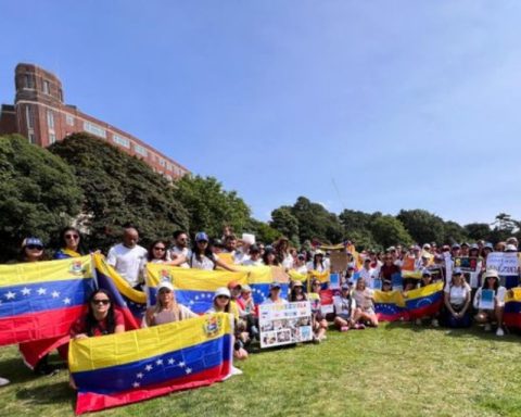 Protestas de venezolanos en el mundo 10