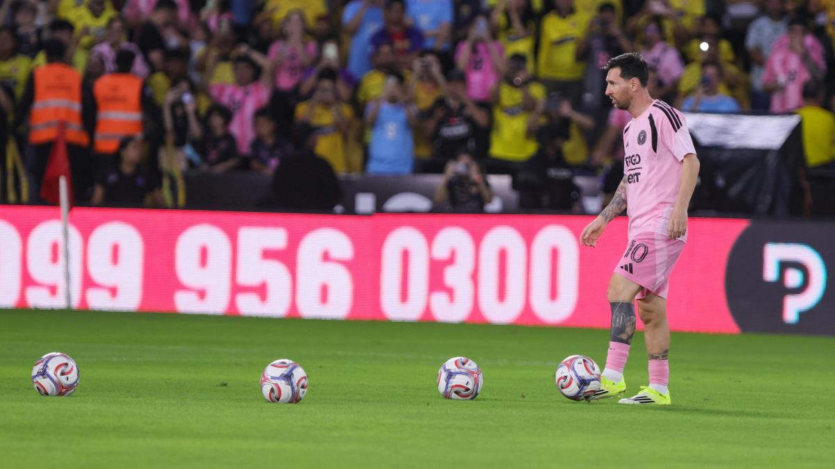 A new Messi exhibition is not enough