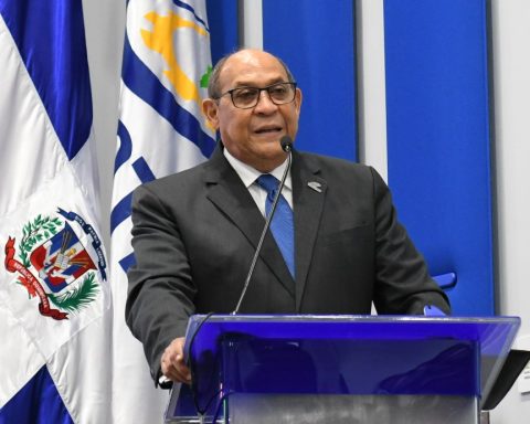Abinader appoints Rafael Santos Badía as Minister of Higher Education and Geraldo Espinosa as Comptroller General