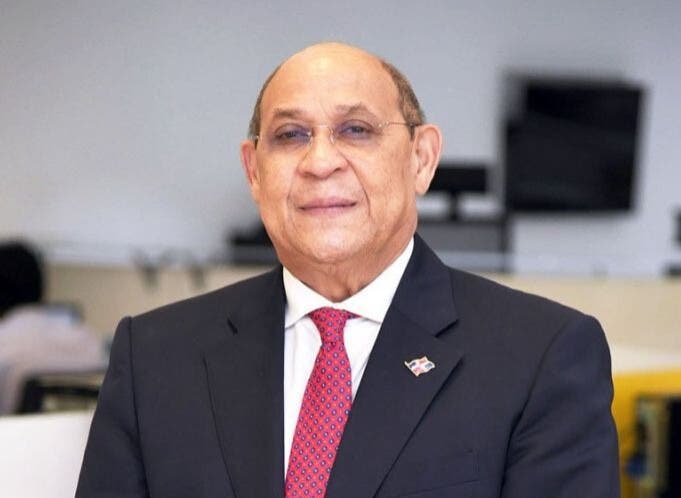 Abinader destituye a Franklin García Fermín de la Mescyt; nombra a Rafael Santos