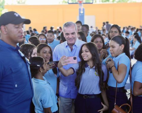 Abinader destaca impacto de hub digital de Google en educación y empleo juvenil