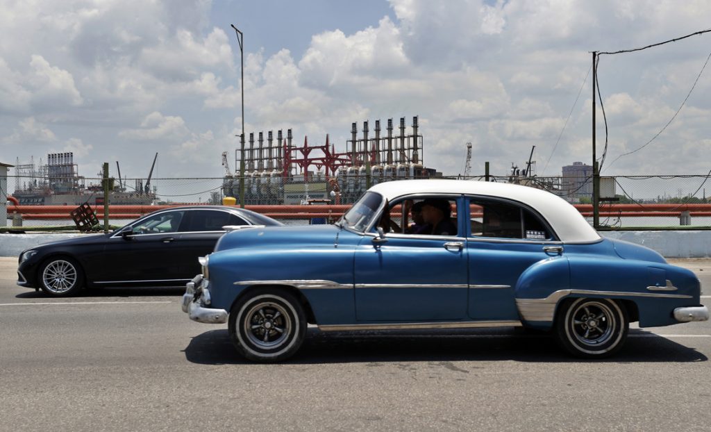 Accident at a Havana substation leaves a worker with burns and caused electrical outages in several municipalities