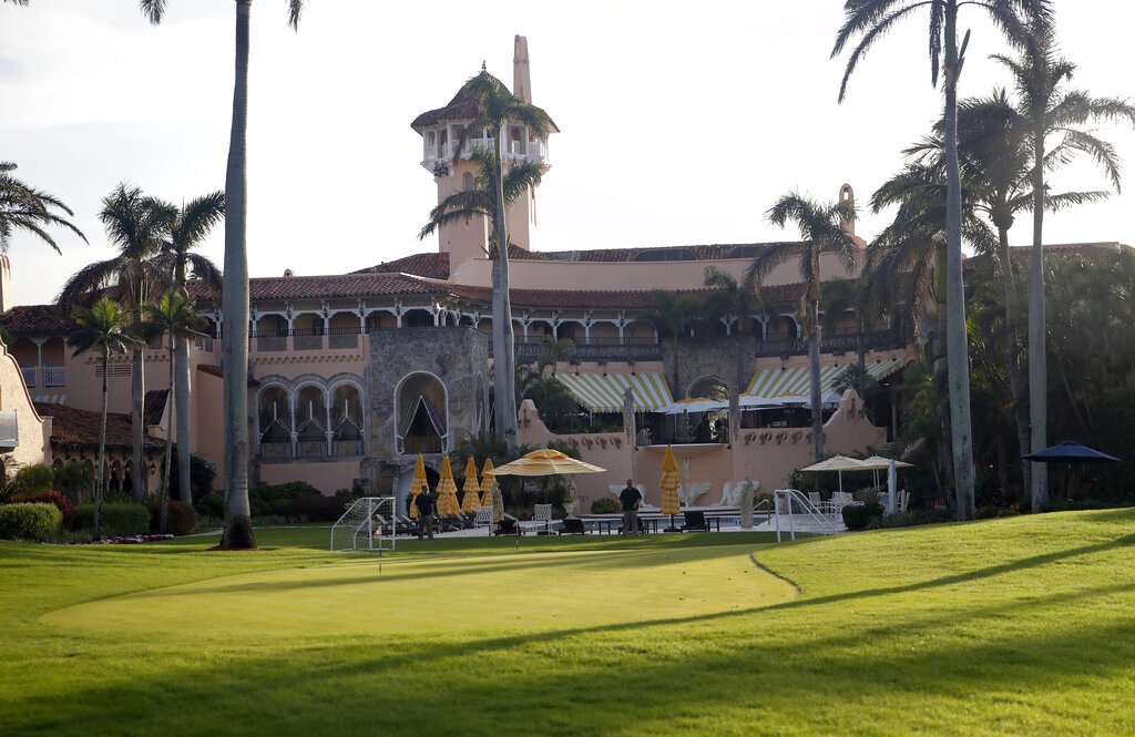 Agents shoot and kill gunman who entered Trump's Mar-a-Lago residence