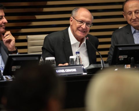Alckmin says that reducing working hours is a global trend