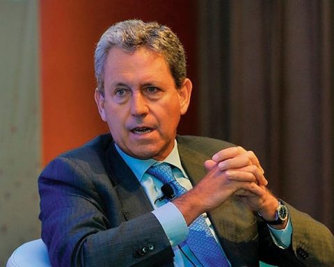 Alfred Thorne: ""I don't know what Congress is going to do, but the president is going to be a 'lame duck'."