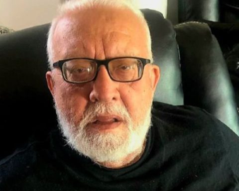 Amado Dedeu, director musical y percusionista cubano