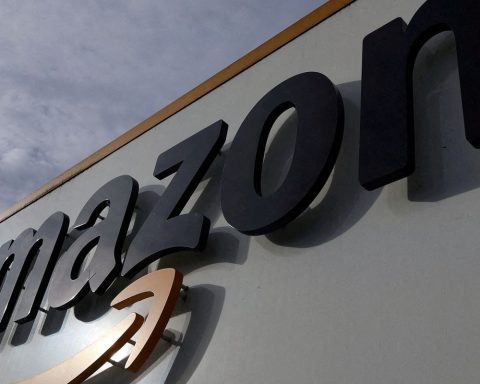 Amazon may be sued over suicides linked to sodium nitrite