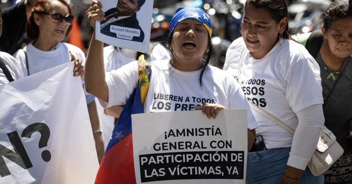 Around 400 political prisoners are excluded from the amnesty, according to the NGO Foro Penal