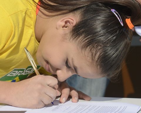 Athlete Scholarship: interested parties have until February 6th to register