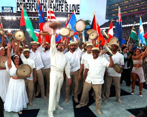 Bad Bunny puts Cuba in the “unforgettable dance” of the Super Bowl