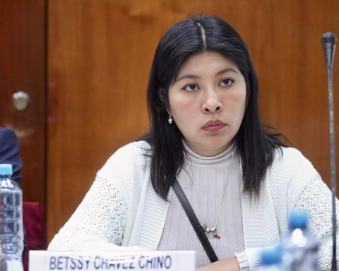 Betssy Chávez: Judiciary admitted an appeal to allow her to leave the country