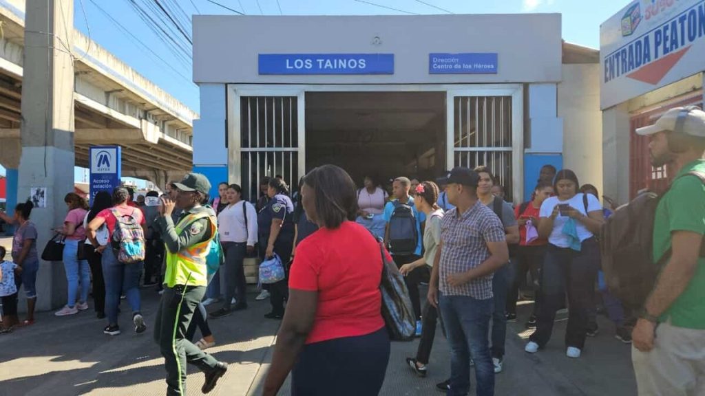 Blackout: metro stations evacuated after blackout