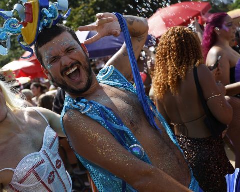 Block celebrates diversity and carnival without harassment in Rio de Janeiro