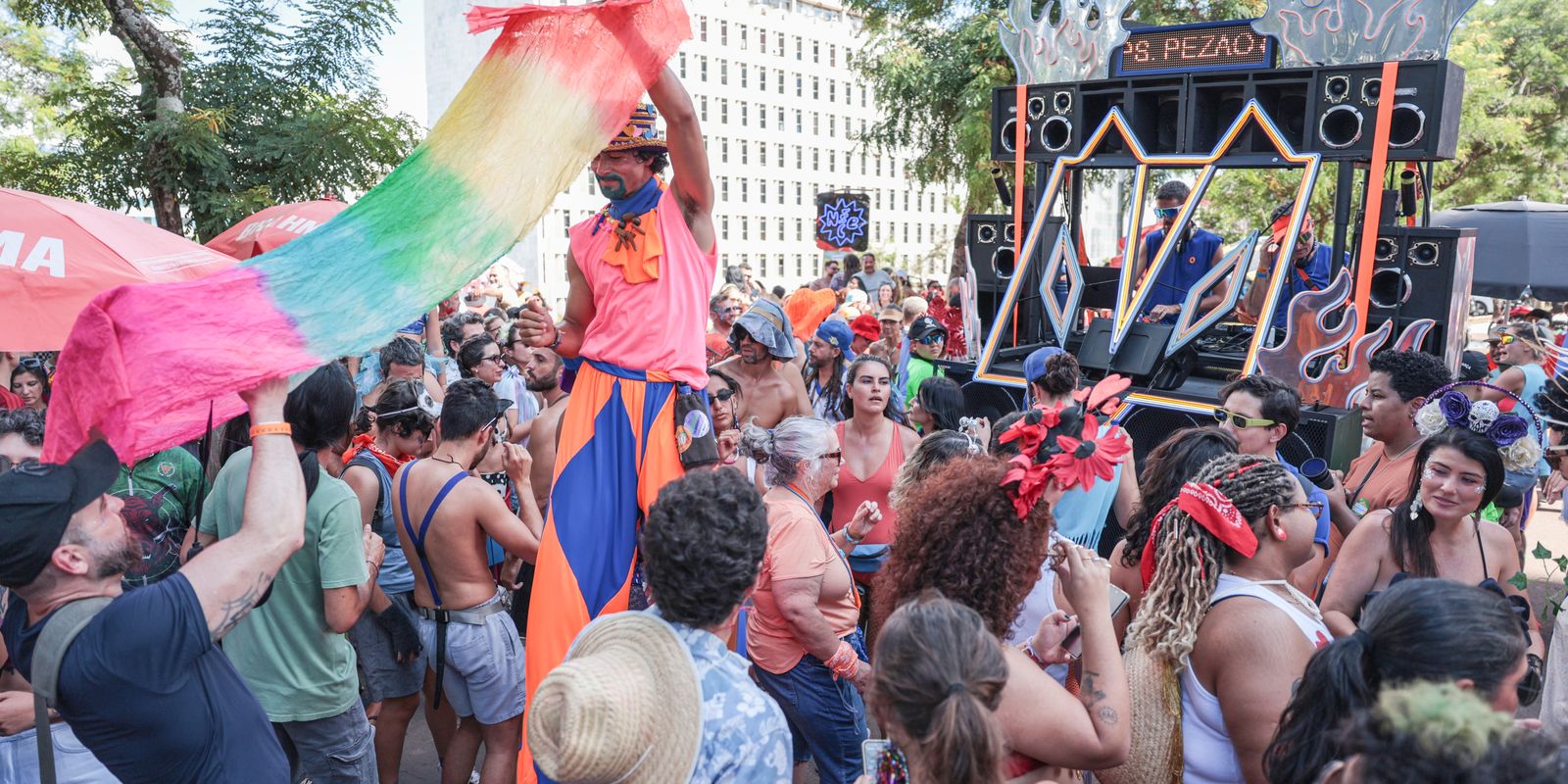 Bloco Aparelhinho celebrates 15 years of carnival in Brasília
