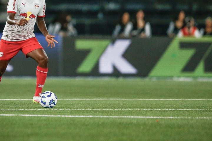 Bragantino player apologizes after sexist speech against referee