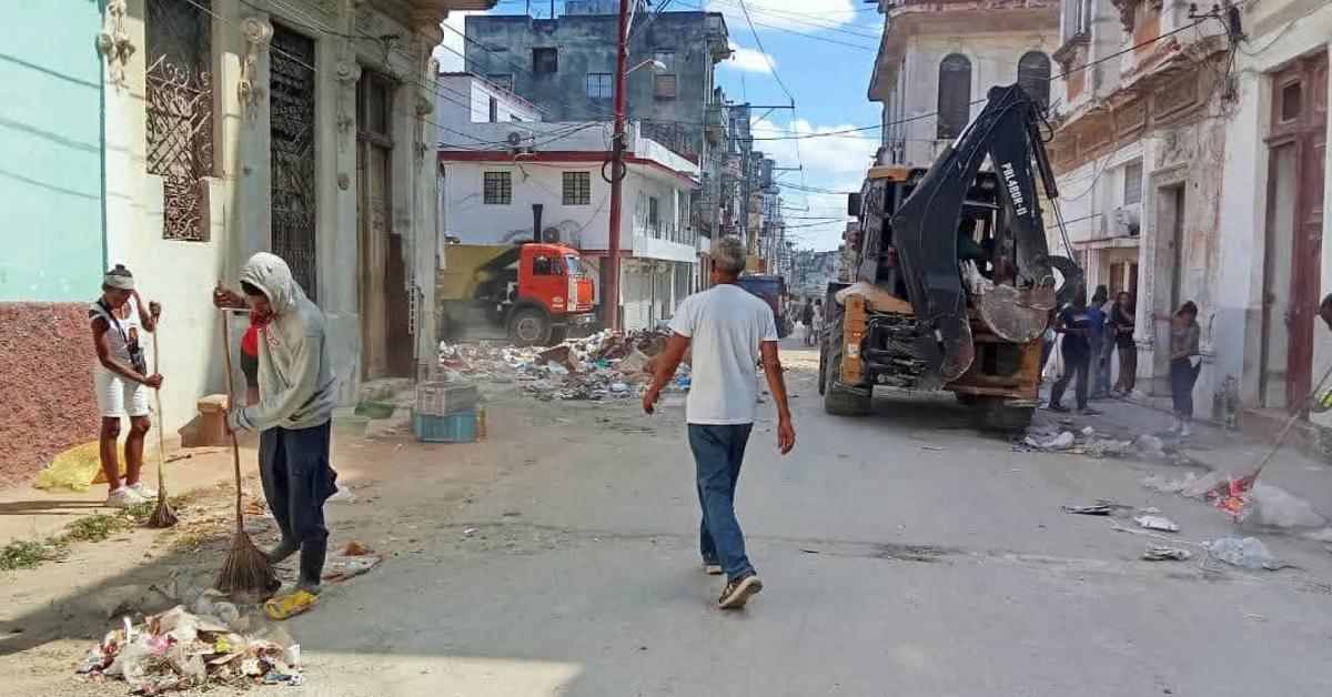Brigades mobilized to respond to the garbage crisis in Havana