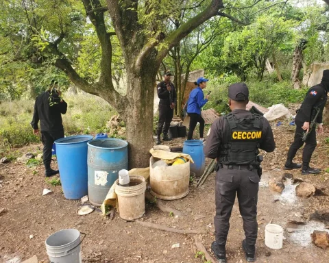 CECCOM desmantela dos laboratorios clandestinos de alcohol adulterado