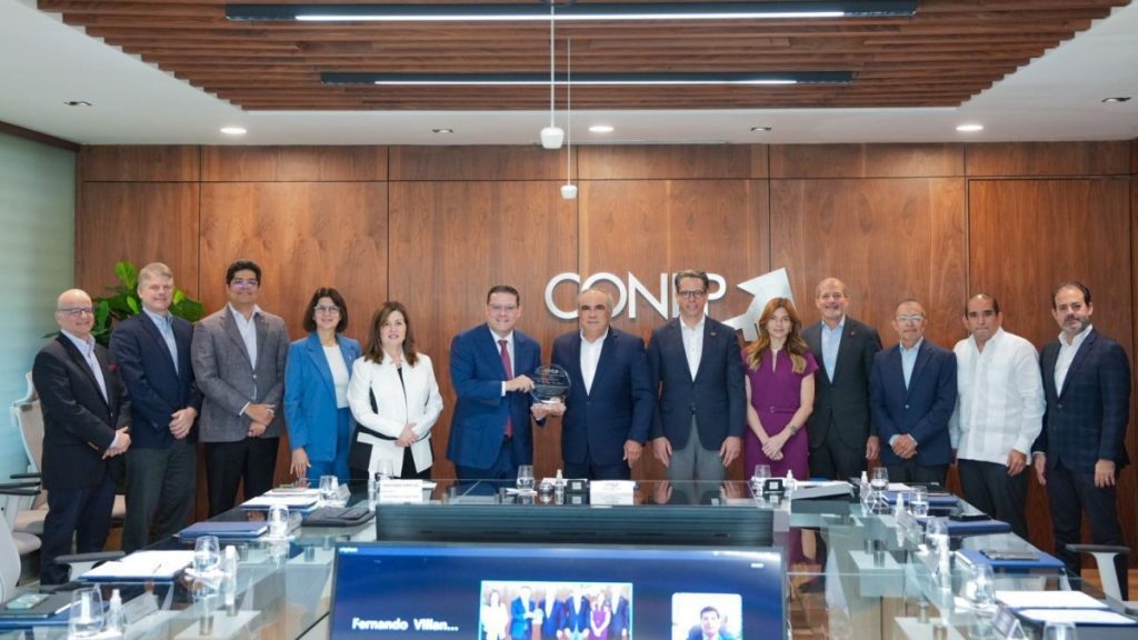 CONEP recognizes the management of Yayo Sanz Lovatón in the DGA and projects strategic continuity in the MICM