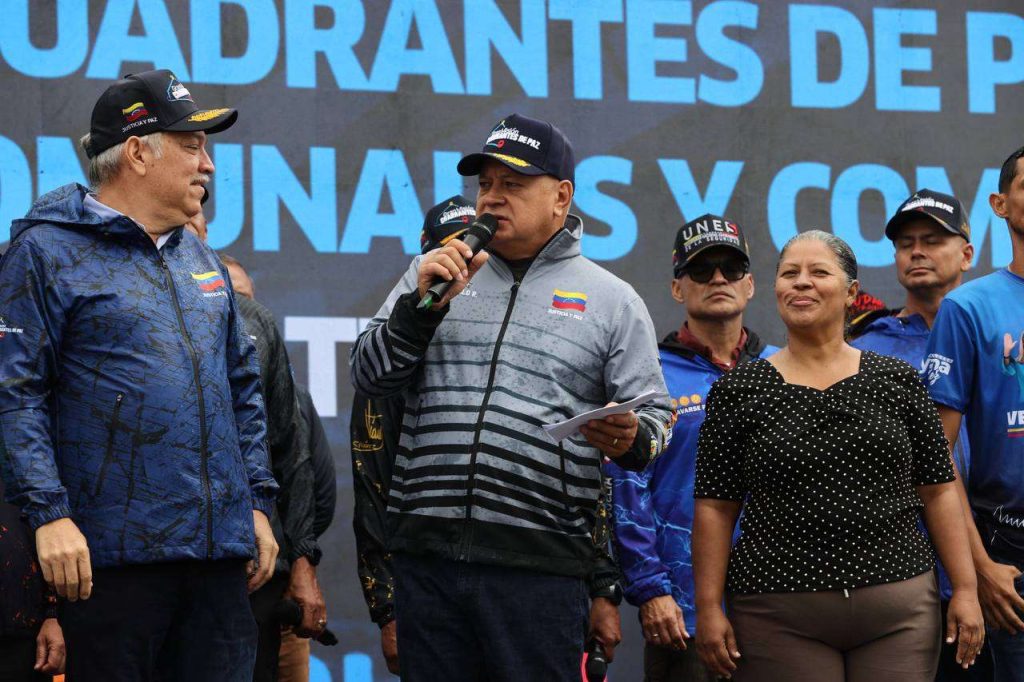 Cabello reports on consular visit to Nicolás Maduro and Cilia Flores
