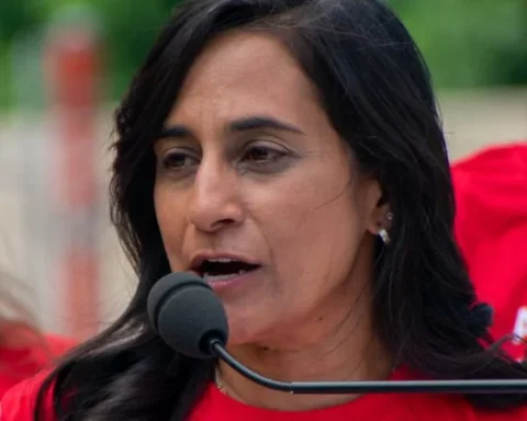Anita Anand, ministra de Exteriores de Canadá