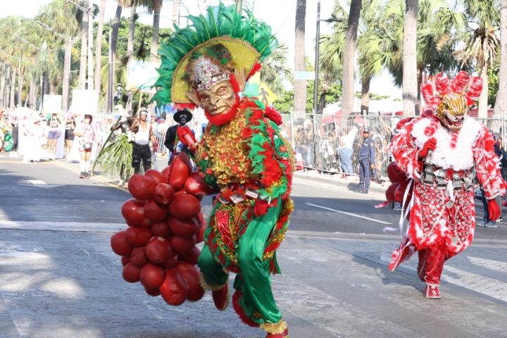 Carnival unites culture, sport and inclusion on the Santo Domingo boardwalk