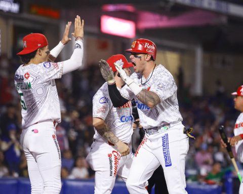Charros de Jalisco coquistan en casa su primer título en una Serie del Caribe