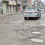Chilca continues to be the district of streets with holes, neighbors ask for urgent intervention