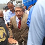 Ciro Castillo appears at the regional governor of Callao after annulment of preventive detention