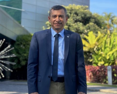 College of dentists implements new web system for registration and updating of members