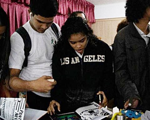 Comic books can help with racial debate in the classroom