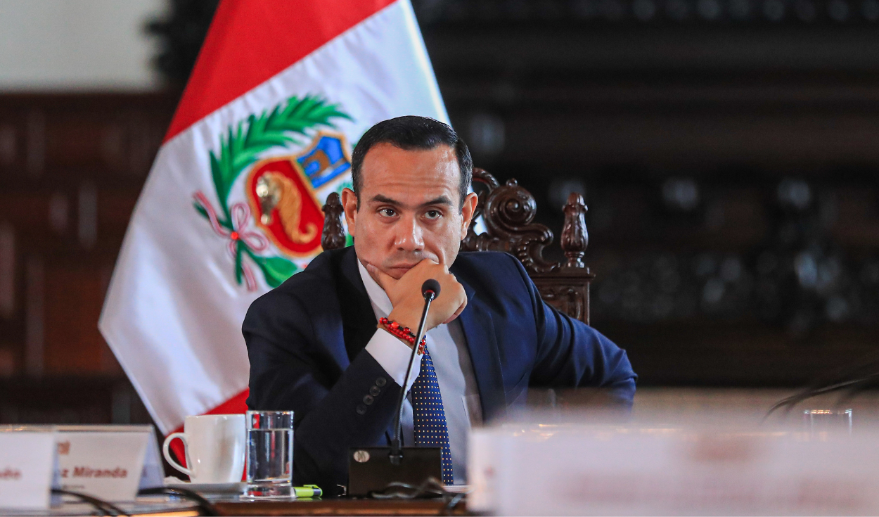 Congress reaches 62 signatures to call an Extraordinary Plenary Session that will debate censure against Jerí