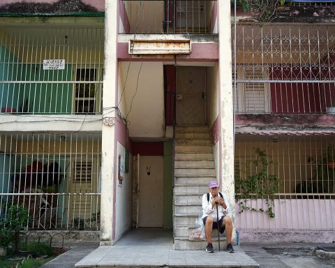 Cuban government authorizes the private sector to create homes for the elderly and people with disabilities
