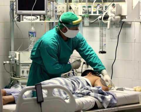 Cuban public health in check due to US oil blockade: minister denounces direct risks to life