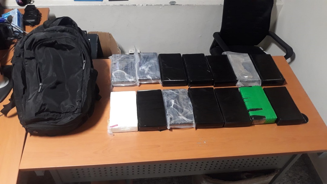 DNCD arrests 21-year-old Croatian with 14 packages of cocaine at AILA