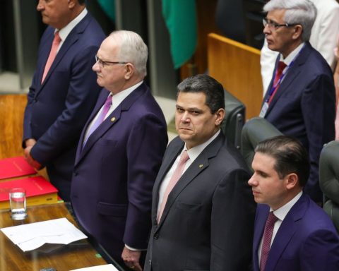 Davi Alcolumbre preaches peaceful coexistence between powers