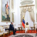 Delcy received Zapatero at the Miraflores Palace