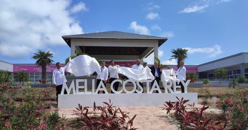 Despite the crisis, Spanish hotel companies persist: "We have no intention of leaving Cuba"