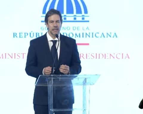 Digital port in the DR will allow connecting with the US and increasing internet capacity