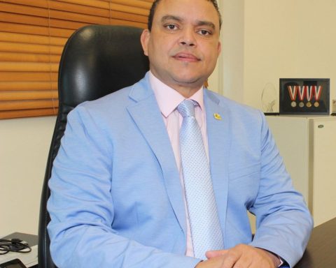 Director of the SNS dismisses director of the Salvador Gautier Hospital after irregularities in infrastructure and services