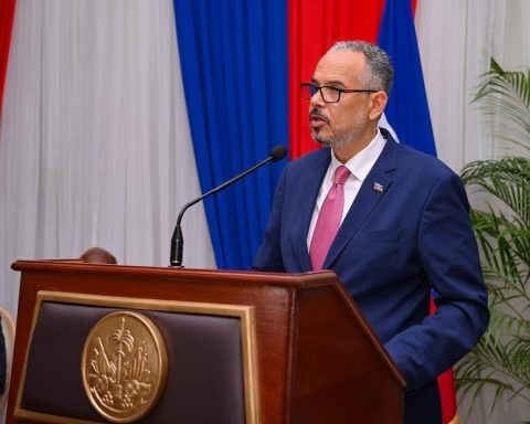República Dominicana exhorta a liderazgo haitiano a preservar la cohesión institucional