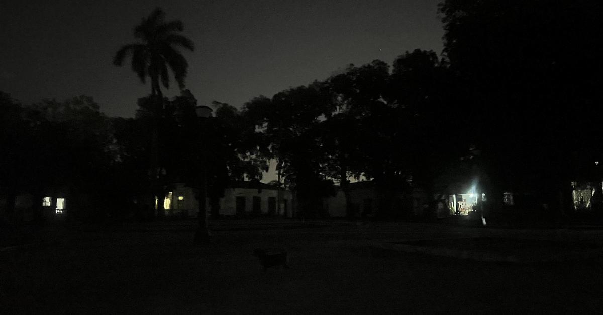 Eastern Cuba is left without electricity due to a breakdown in the Holguín substation