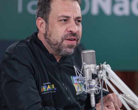 Ending the 6x1 scale is a government priority, says Boulos
