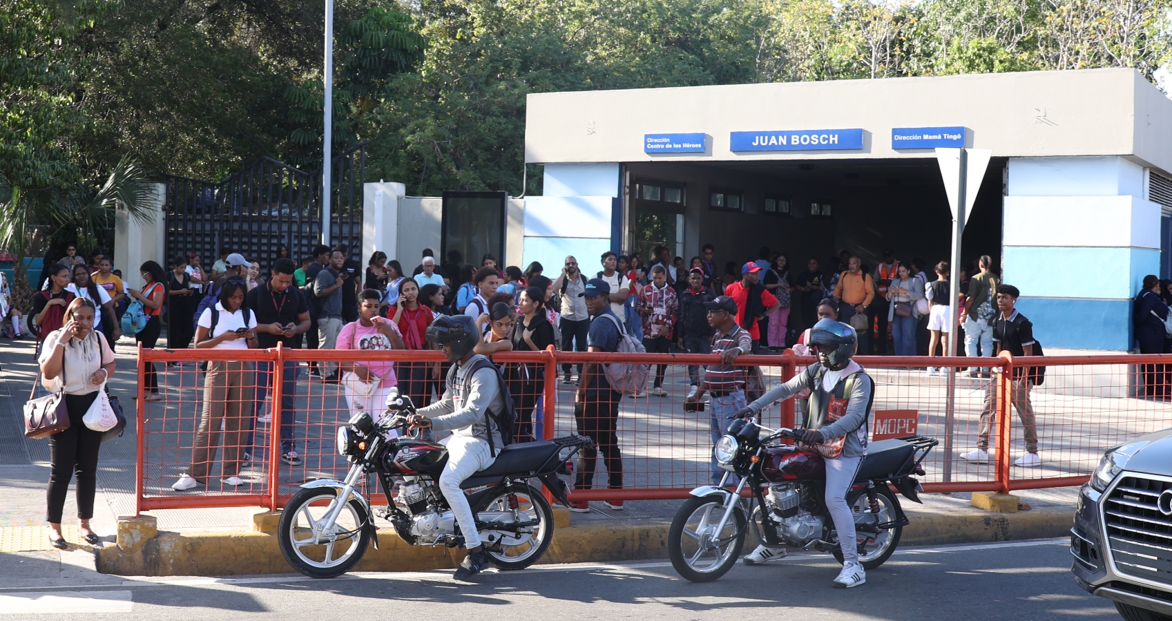 Energy service began to be restored gradually