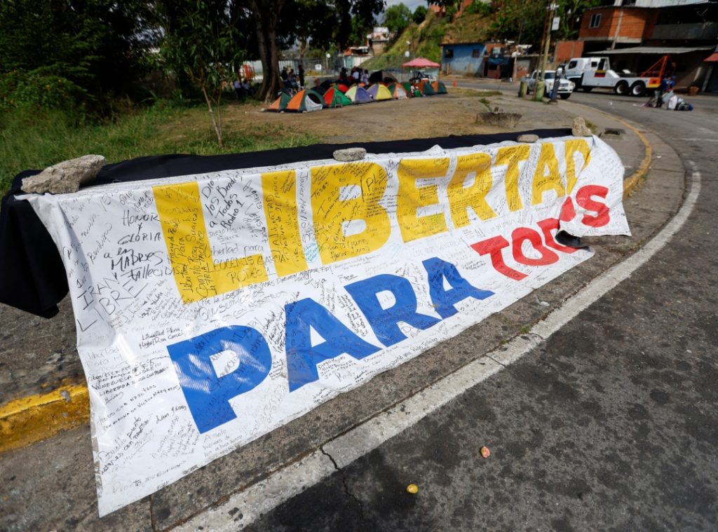 Expectation in Venezuela following the announcement of hundreds of releases due to amnesty: "I hope it's not a joke"