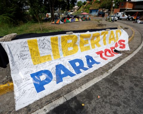 Expectation in Venezuela following the announcement of hundreds of releases due to amnesty: "I hope it's not a joke"