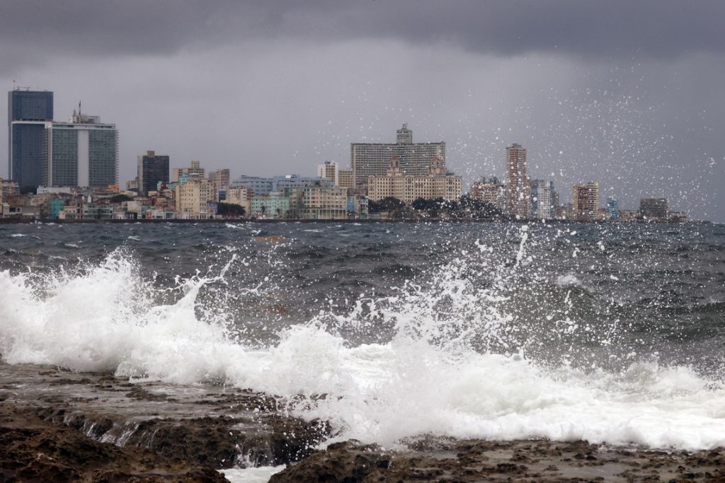 Extreme winter morning in Cuba leaves temperatures close to zero degrees