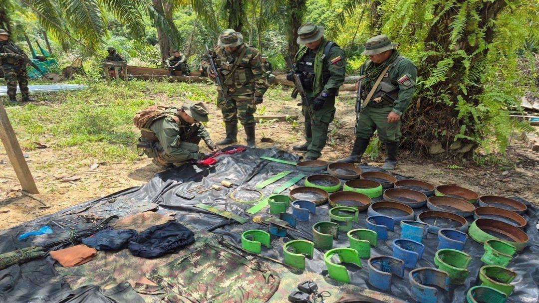 Fanb destroyed explosives manufacturing camp in Zulia