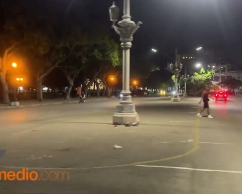 Filling the void: Pedicabs and electric tricycles move goods in a paralyzed Havana